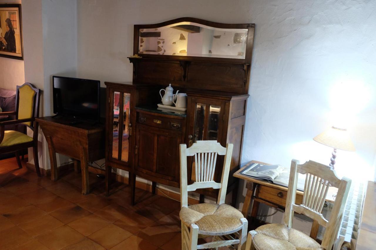 La Casa De Isabela Villa Arenas de San Pedro Bagian luar foto